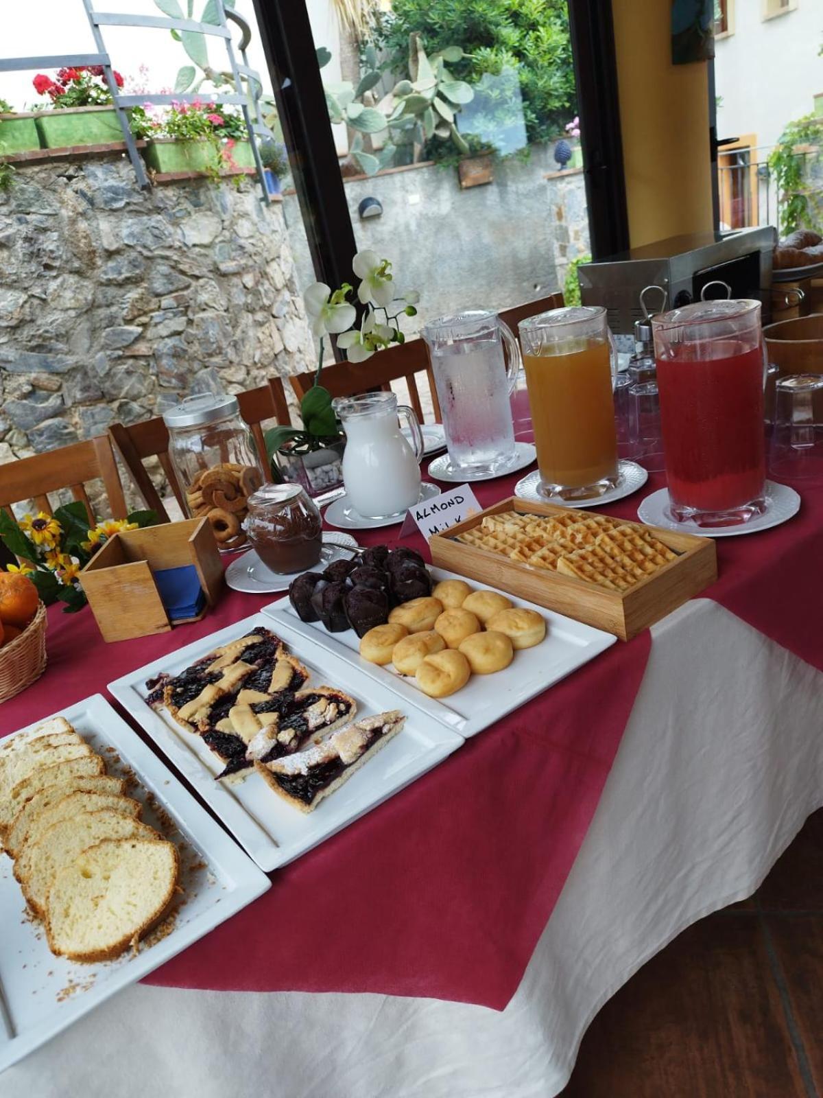 Borgo San Francesco 호텔 조이오사마레아 외부 사진
